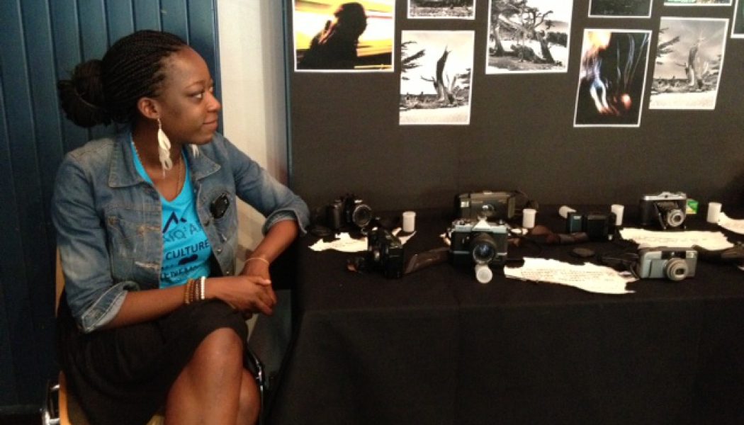 Sidie Mbaki navigue entre ses études et sa passion pour la photographie