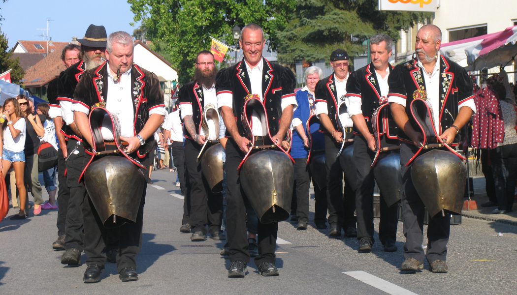 Bernex fête le folklore suisse