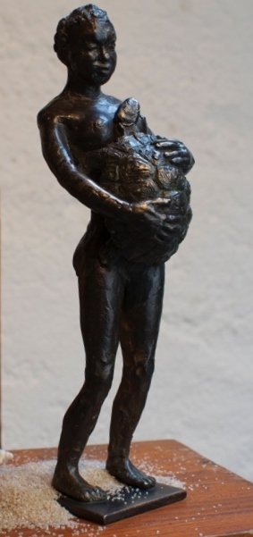 Pregnante  Bronze  H 21 x L 6 cm